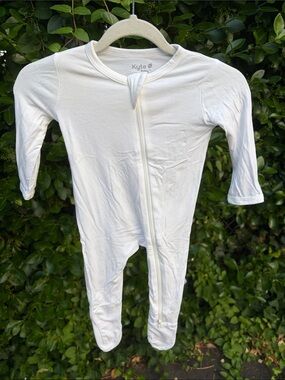 Kyte BABY White Zip-Front Footie One-Piece